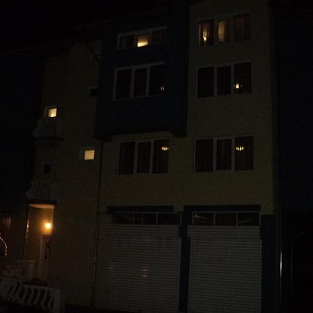 Hotel Materhorn Razlog Exterior foto